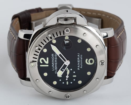 Front View of Luminor Submersible