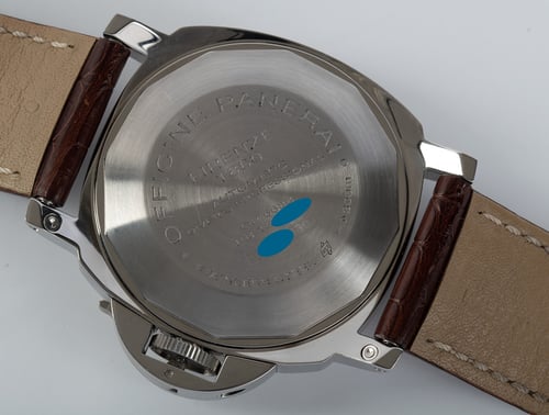 Caseback of Luminor Submersible