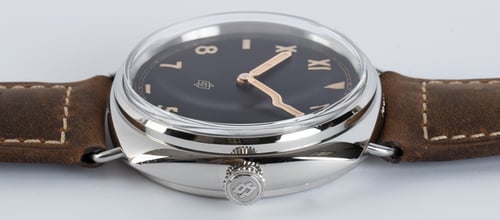 Crown Side Shot of Radiomir California 47mm