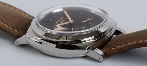 9' Side Shot of Luminor 1950 47 Power Reserve