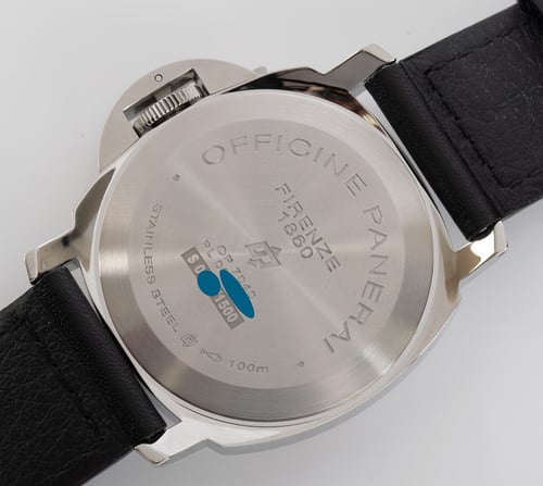 Caseback of Luminor 44 Base Logo
