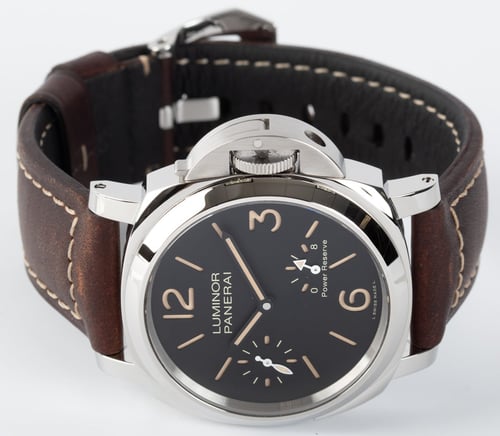 Front View of Luminor 8 Days Power Reserve