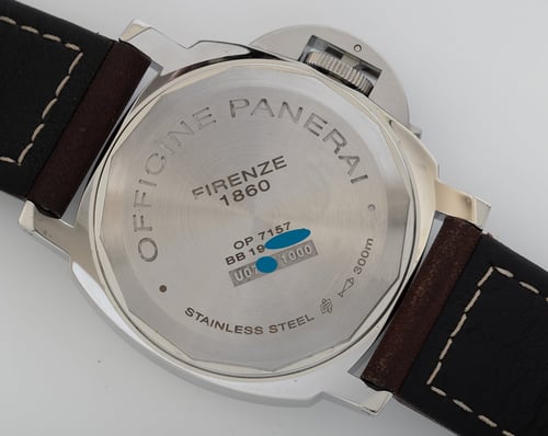 Caseback of Luminor 8 Days Power Reserve