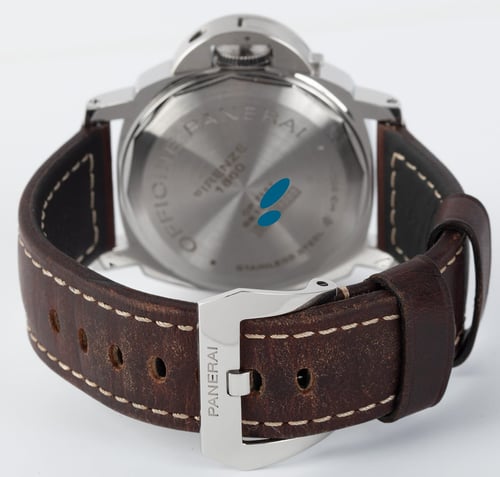 Rear / Band View of Luminor 8 Days Power Reserve