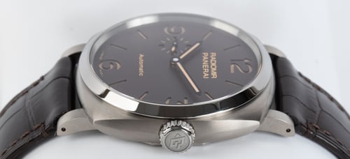 Crown Side Shot of Radiomir 1940