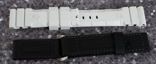 Open Clasp Shot of Submersible Bianco