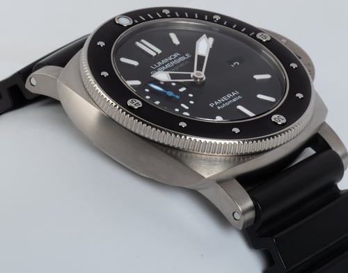 9' Side Shot of Luminor Submersible 1950 Amagnetic 47MM