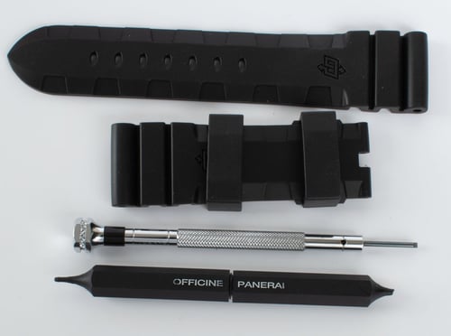 Open Clasp Shot of Submersible QuarantaQuattro Grigio Roccia