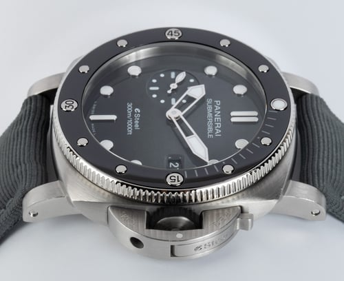 Crown Side Shot of Submersible QuarantaQuattro Grigio Roccia