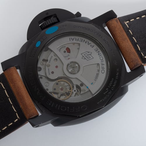 Caseback of Luminor 3 Days GMT Ceramica