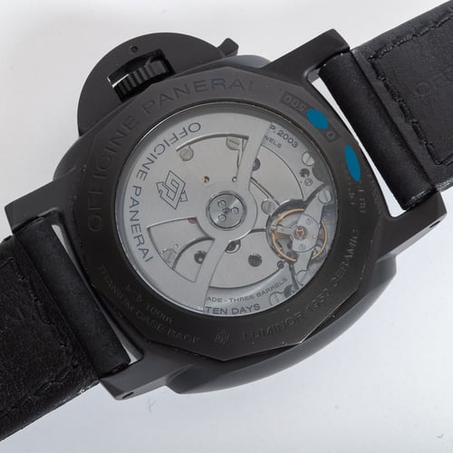 Caseback of Luminor 1950 10 Day GMT Ceramica