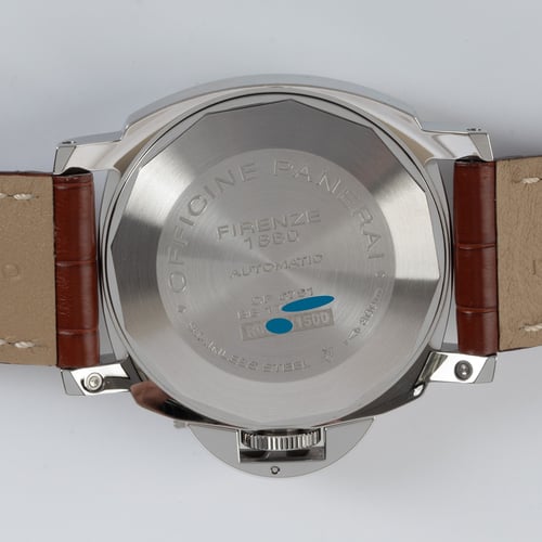 Caseback of Luminor GMT