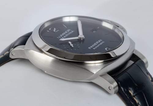 9' Side Shot of Luminor Marina 1950 3 Days