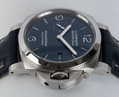 Crown Side Shot of Luminor Marina 1950 3 Days