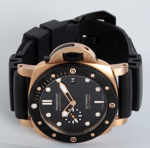 Front View of Submersible QuarantaQuattro Goldtech OroCarbo