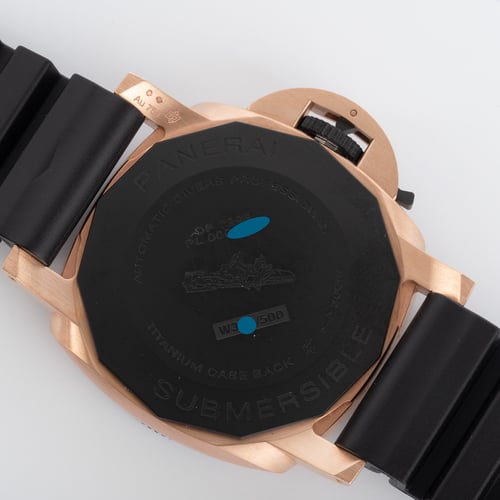Caseback of Submersible QuarantaQuattro Goldtech OroCarbo