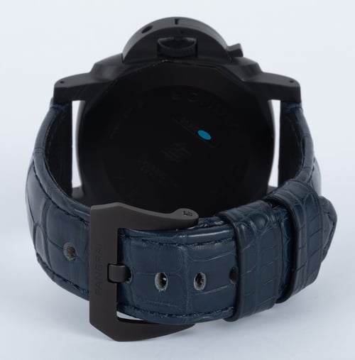 Rear / Band View of Luminor Carbotech Blu Notte 44