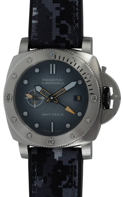 Panerai - Submersible GMT Navy Seals PAM 1323