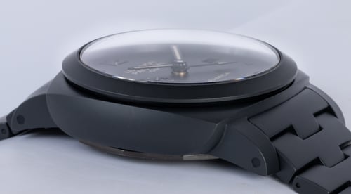 9' Side Shot of Luminor 1950 3-Days GMT Tuttonero