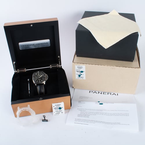 Box / Paper shot of Luminor Submersible 1950 Amagnetic 3 Days Automatic Titanio
