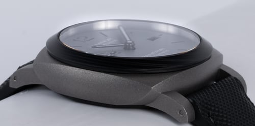 9' Side Shot of Luminor Marina TuttoGrigio 44mm