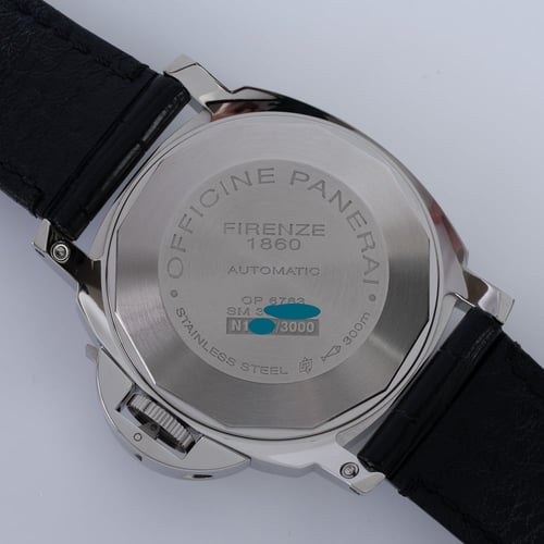 Caseback of Luminor Marina