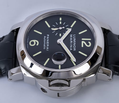 Crown Side Shot of Luminor Marina