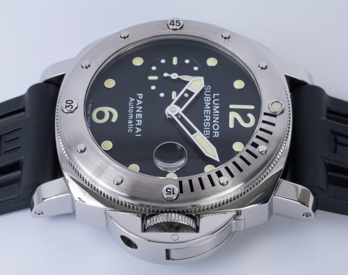 Crown Side Shot of Luminor Submersible