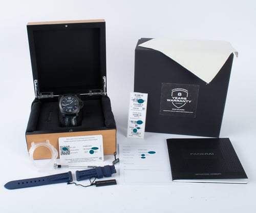 Box / Paper shot of Luminor Carbotech Blu Notte 44