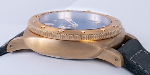9' Side Shot of Submersible Bronzo