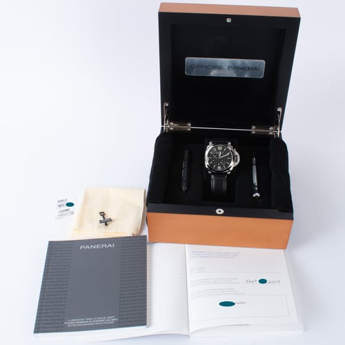 Box / Paper shot of Luminor Marina 1950 3 Days GMT