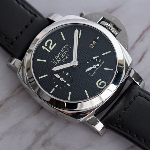 Stylied photo of  of Luminor Marina 1950 3 Days GMT