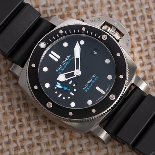 Stylied photo of  of Luminor Submersible
