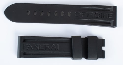 Open Clasp Shot of Luminor Marina Titanio