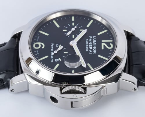 Crown Side Shot of Luminor Power Reserve
