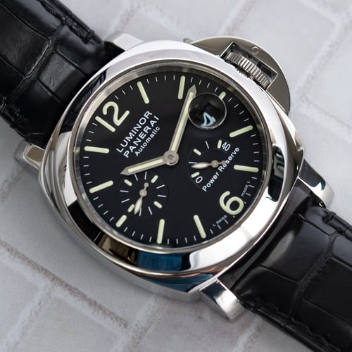 Stylied photo of  of Luminor Power Reserve