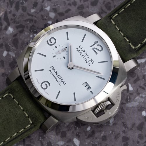 Stylied photo of  of Luminor Marina 1950 3 Days