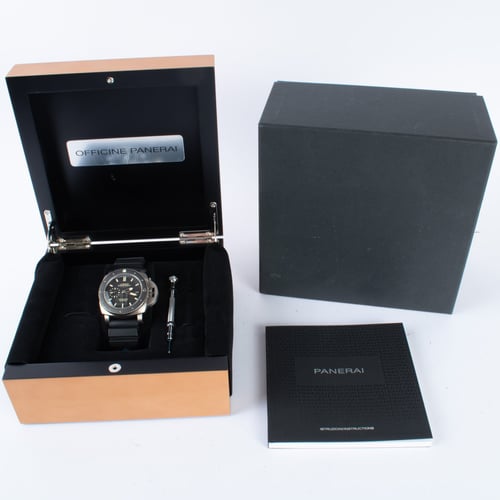 Box / Paper shot of Luminor Submersible 1950 Amagnetic 3 Days Automatic Titanio