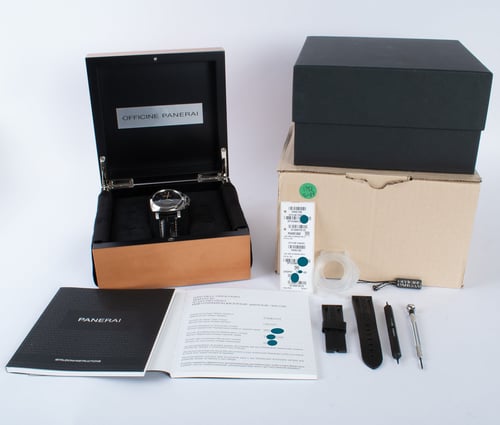 Box / Paper shot of Luminor Marina 1950 3 Days 42mm