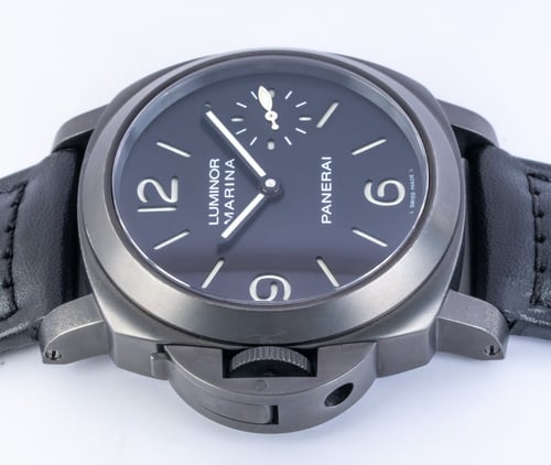 Crown Side Shot of Luminor Destro 44