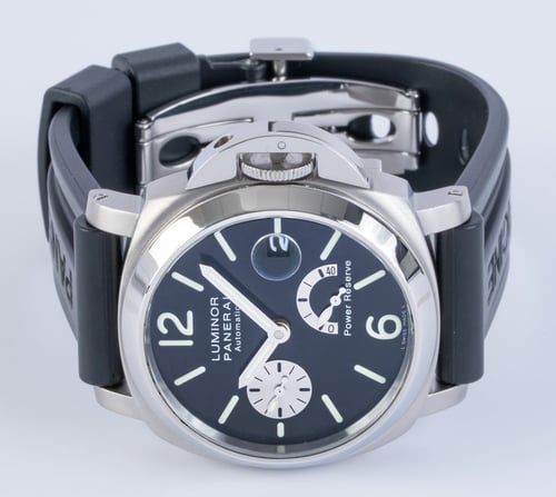 Front View of Luminor Power Reserve