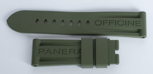Open Clasp Shot of Luminor Logo