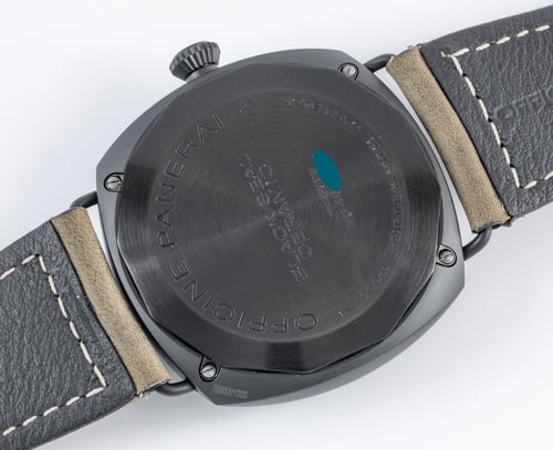 Caseback of Radiomir Base Ceramica 'Hobnail'