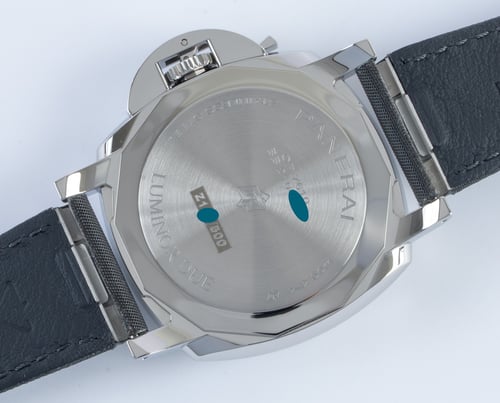 Caseback of Luminor Due