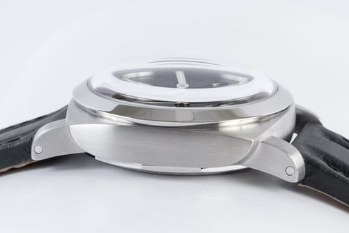 9' Side Shot of Luminor 1950 8 Days GMT 'Dot Dial'