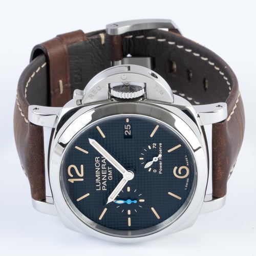 Front View of Luminor GMT Power Reserve 42mm