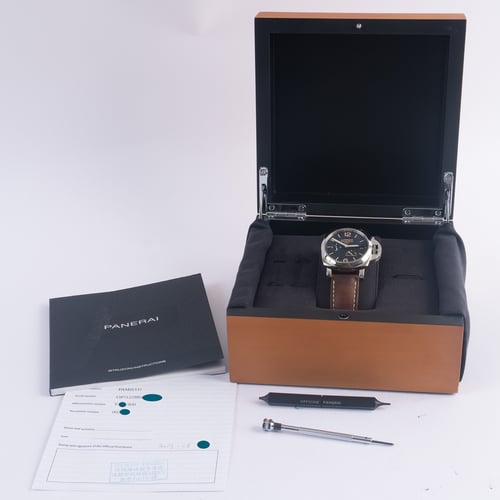 Box / Paper shot of Luminor GMT Power Reserve 42mm