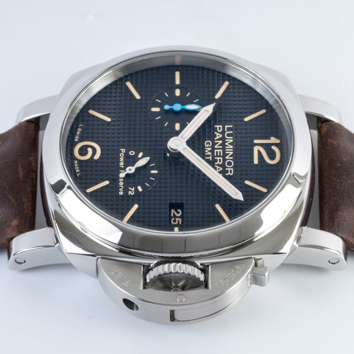 Crown Side Shot of Luminor GMT Power Reserve 42mm