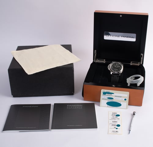 Box / Paper shot of Luminor 'DESTRO' Base Left-Handed