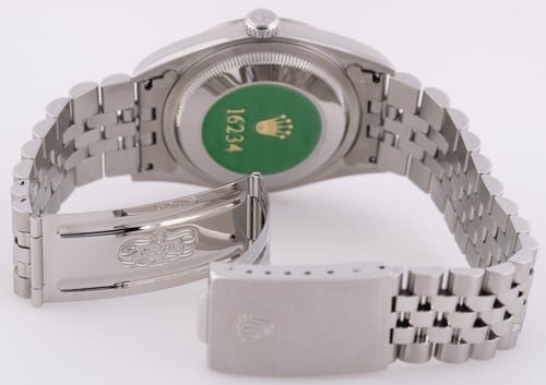 Open Clasp Shot of Datejust